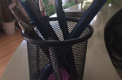 鋼板網(wǎng)筆筒