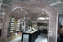 鋼板網(wǎng)裝飾屋